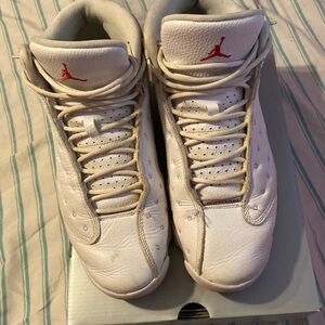 Jordan 13 retro wolf greys